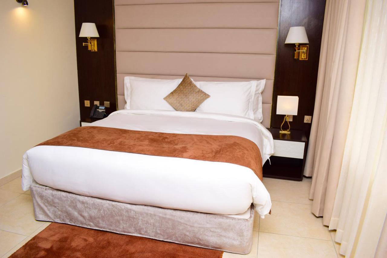 Monty Suites & Golf Uyo Zewnętrze zdjęcie